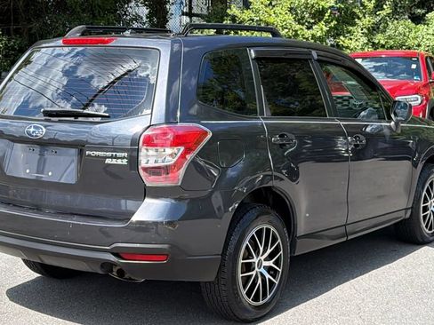 Used 2014 Subaru Forester 2.5i AWD/4WD image 4