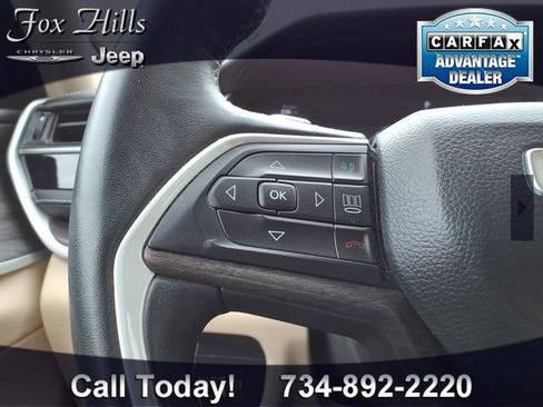 Used 2022 Jeep Grand Cherokee Limited AWD/4WD image 17
