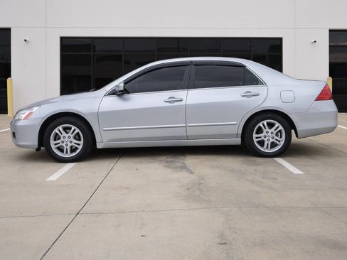 Used 2007 Honda Accord EX-L image 6