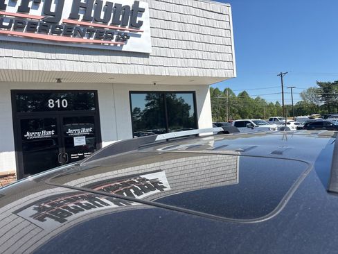 Used 2019 GMC Acadia SLT image 12