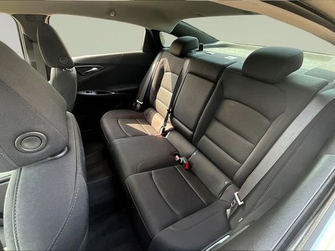 Used 2024 Chevrolet Malibu LT image 20