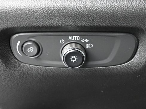Used 2023 Chevrolet Traverse Premier w/ Redline Edition FWD image 21