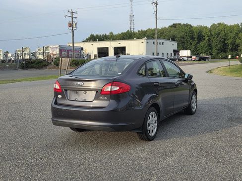 Used 2012 Ford Fiesta S FWD image 5