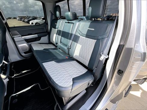 Used 2024 Ford F450 Limited image 40