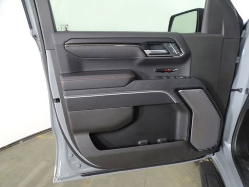 Used 2025 GMC Sierra 1500 AT4X image 16