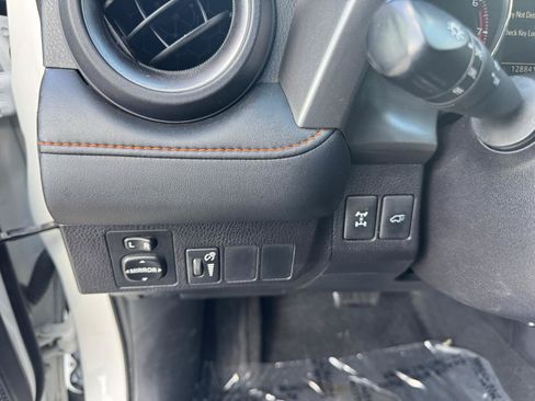 Used 2016 Toyota RAV4 SE AWD/4WD image 16