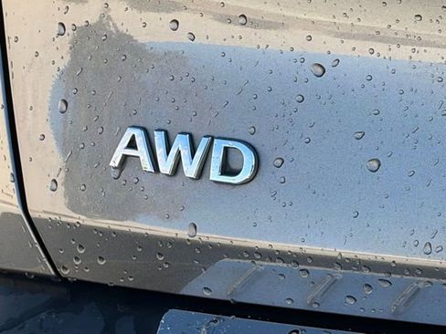 Used 2023 INFINITI QX60 Luxe w/ Performance Audio Package image 6