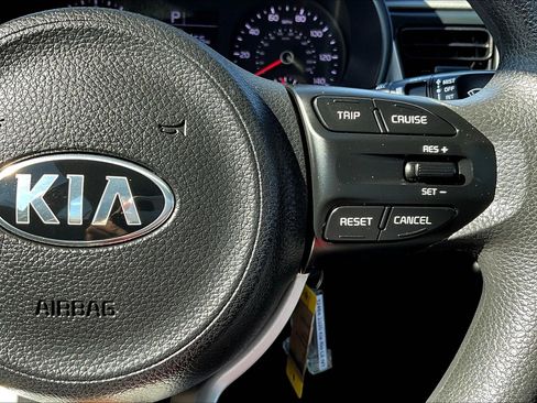 Used 2020 Kia Rio S image 19