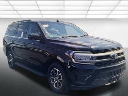 Used 2024 Ford Expedition XLT