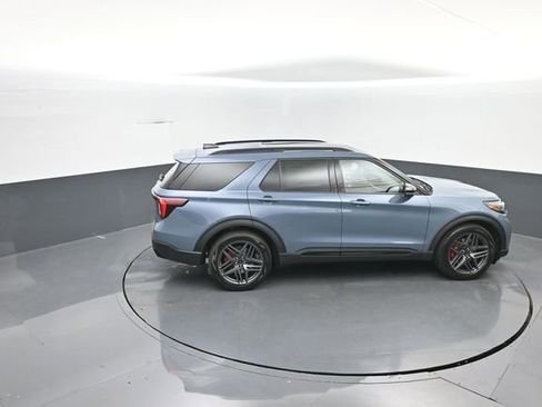 New 2026 Ford Explorer ST w/ Sun And Sound Package image 30