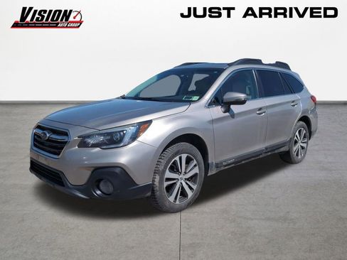 Used 2019 Subaru Outback 2.5i Limited image 1