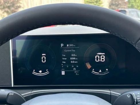 New 2025 Hyundai Santa Fe SE image 12