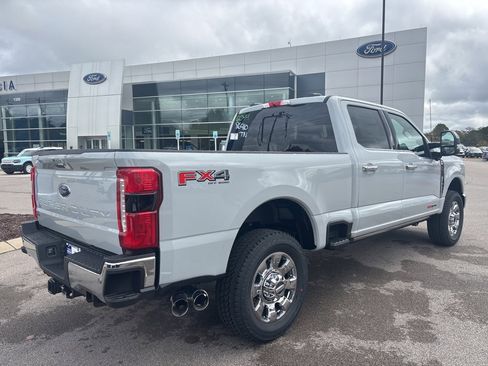 New 2026 Ford F350 Lariat w/ Chrome Package image 10