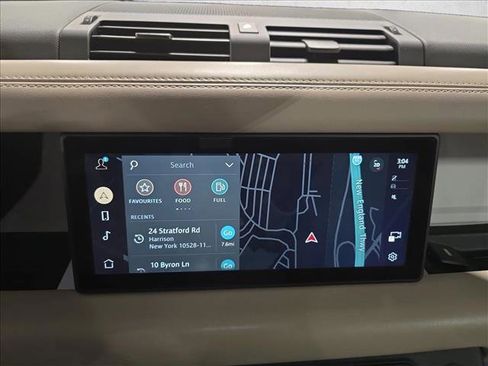 Used 2020 Land Rover Defender 110 HSE image 24