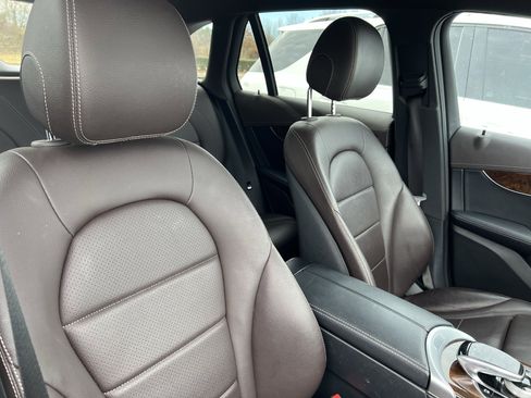 Certified 2018 Mercedes-Benz GLC 300 image 35