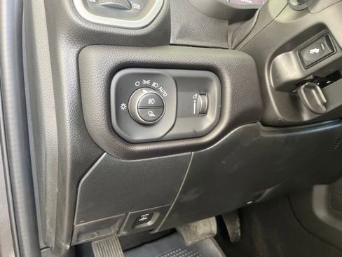 New 2022 RAM 2500 Big Horn w/ Level C Equiment Group image 38