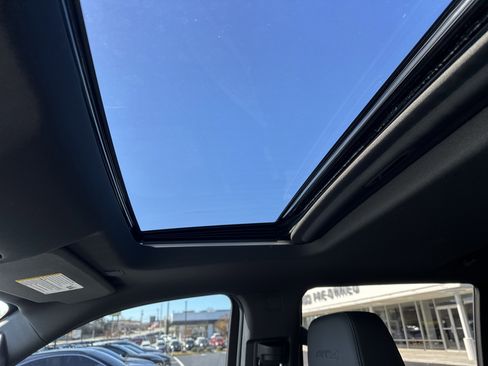 Certified 2025 GMC Sierra 2500 AT4 w/ AT4 Premium Plus Package image 24