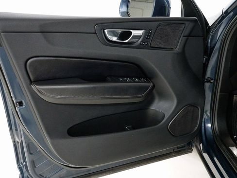 Used 2022 Volvo XC60 B5 Inscription w/ Advanced Package image 7