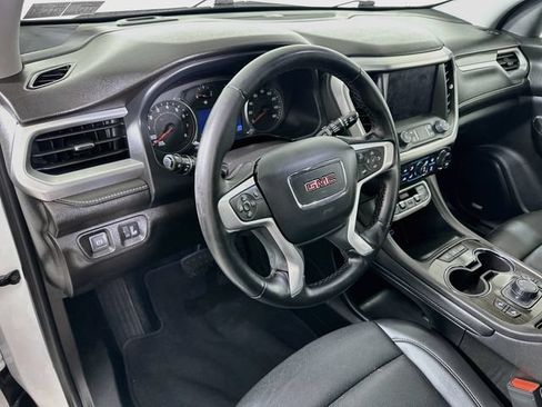 Used 2023 GMC Acadia SLT AWD/4WD image 11