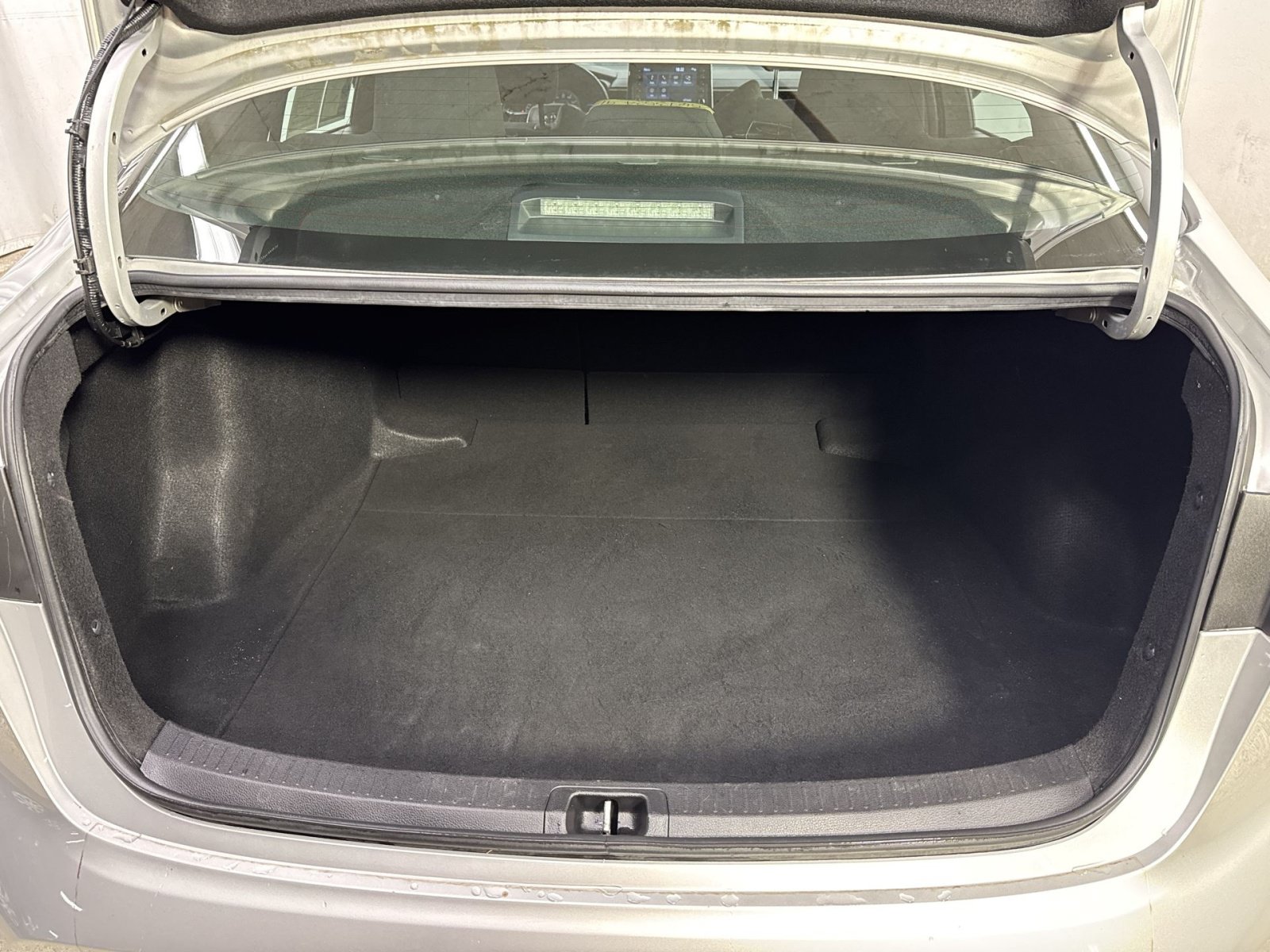 Used 2021 Toyota Corolla SE FWD image 36