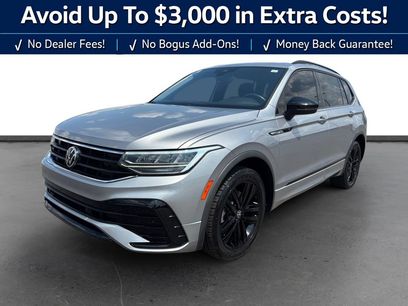 Used 2022 Volkswagen Tiguan SE R-Line