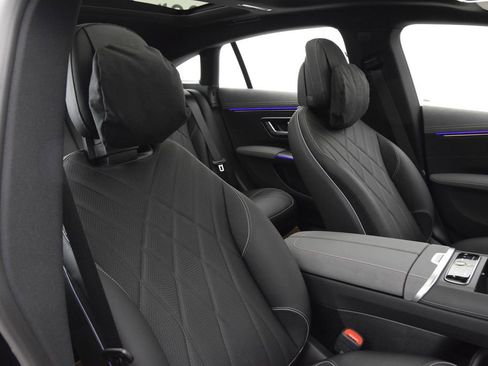 New 2026 Mercedes-Benz EQS 580 4MATIC Sedan image 16