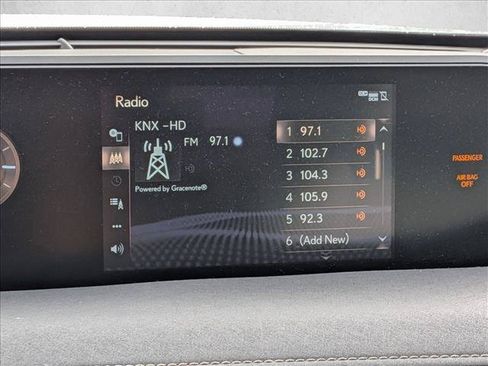 Used 2019 Lexus UX 200 w/ Premium Package FWD image 12