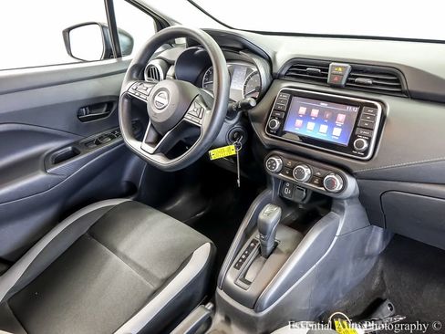 Used 2025 Nissan Versa S w/ Trunk Package FWD image 22