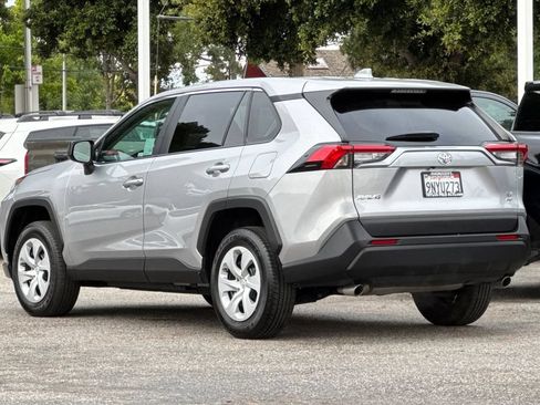 Certified 2024 Toyota RAV4 LE AWD/4WD image 5