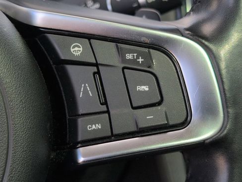 Used 2020 Jaguar F-PACE Prestige AWD/4WD image 21