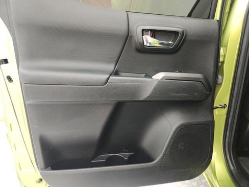 Used 2022 Toyota Tacoma TRD Pro image 9