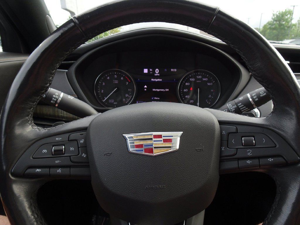 Used 2019 Cadillac XT4 Premium Luxury FWD image 21