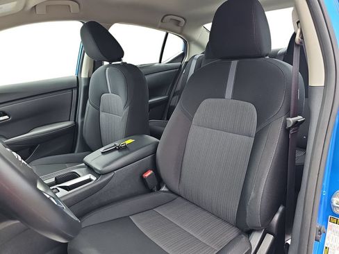 Used 2025 Nissan Sentra SV FWD image 15