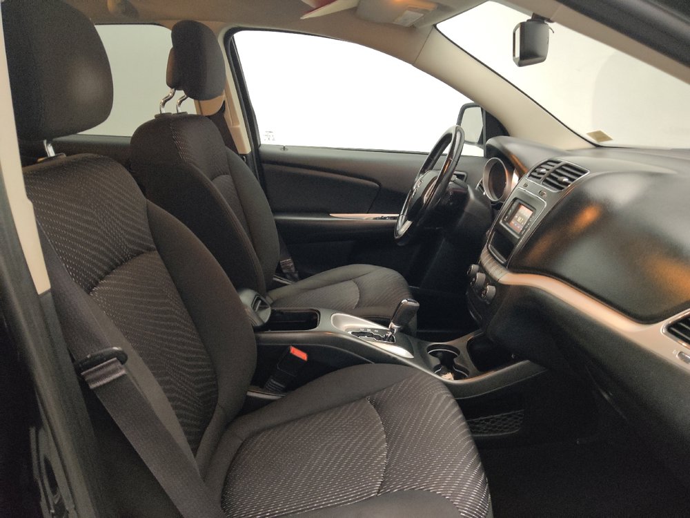 Used 2016 Dodge Journey SXT w/ Blacktop Package FWD image 21