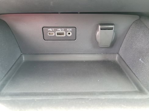 Used 2025 Nissan Altima 2.5 SV FWD image 28