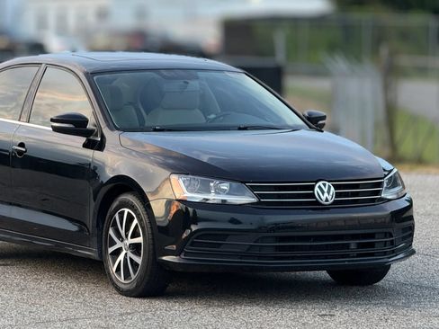 Used 2017 Volkswagen Jetta SE FWD image 15