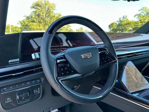 New 2026 Cadillac Escalade ESV Luxury w/ Touring Package image 43