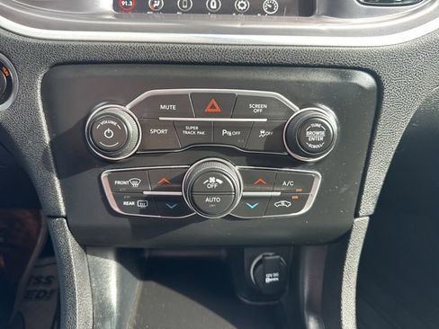 Used 2020 Dodge Charger GT w/ Blacktop Package image 17