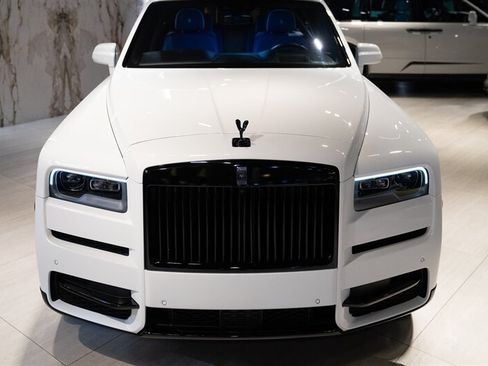 Used 2023 Rolls-Royce Cullinan AWD/4WD image 13