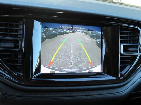 Used 2022 Dodge Durango SXT image 21