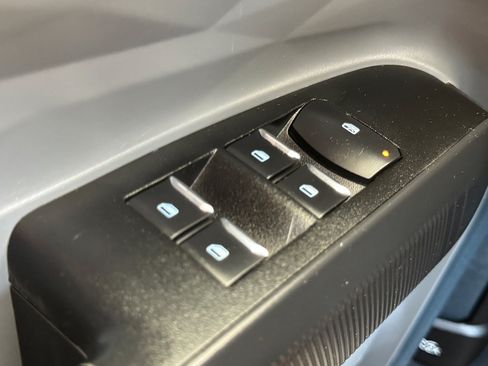 Used 2022 Ford Maverick XL FWD image 21