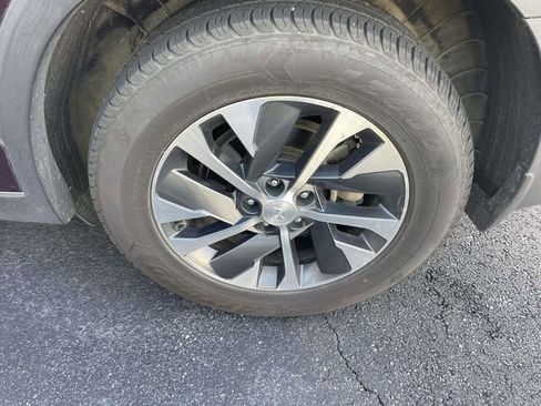 Used 2022 Hyundai Palisade SEL FWD image 7