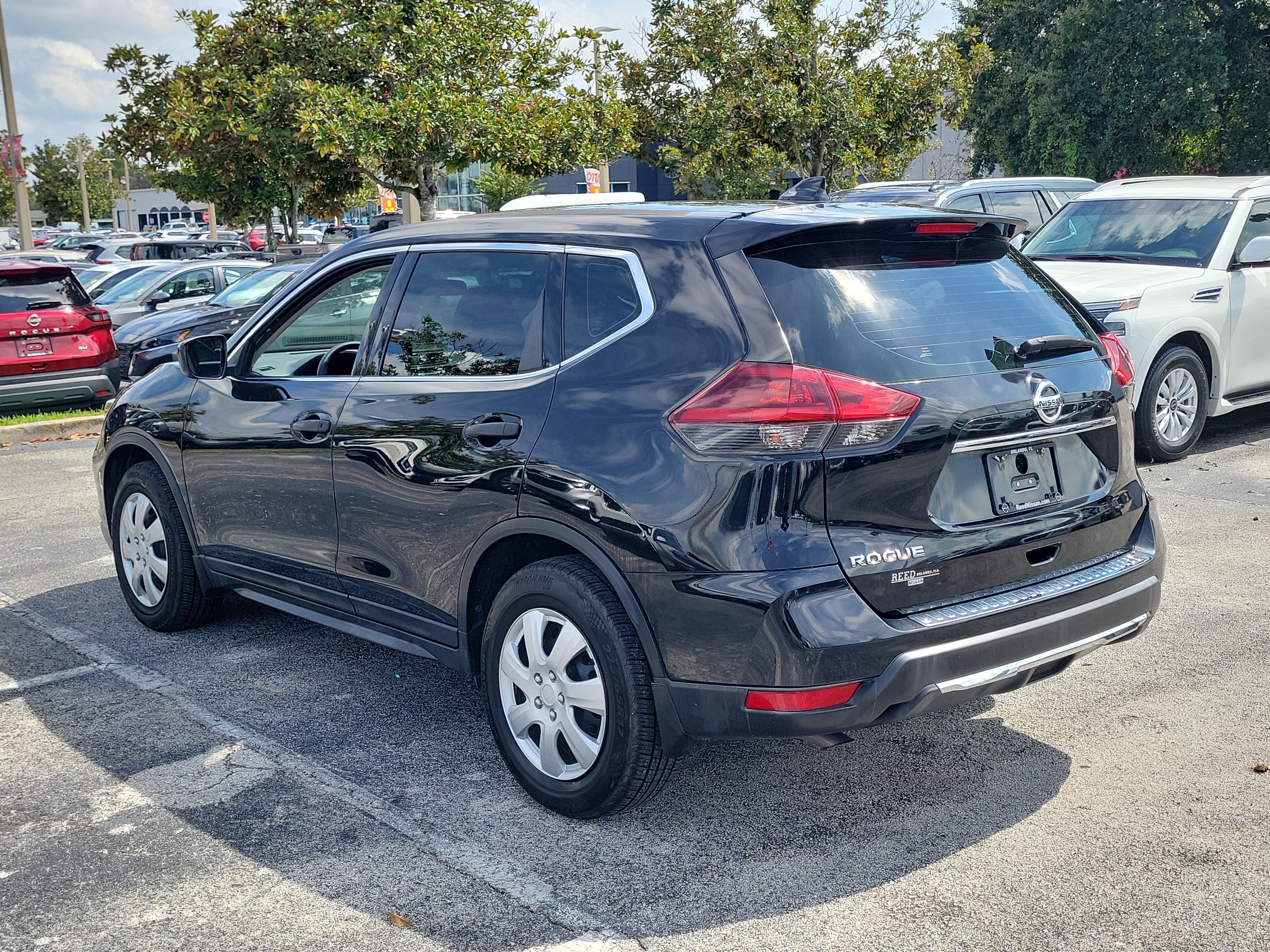 Certified 2018 Nissan Rogue S FWD image 6