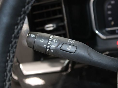 Used 2024 Chevrolet Silverado 1500 LT image 23