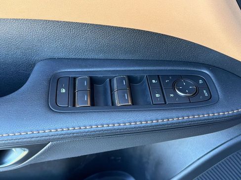 Used 2023 Lexus RX 350 Premium w/ Accessory Package (Z1) AWD/4WD image 25