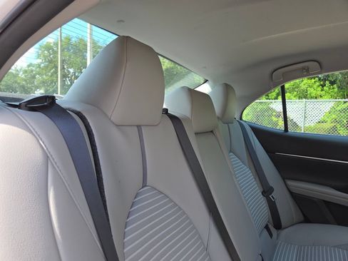 Certified 2023 Toyota Camry SE FWD image 18