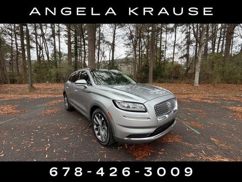 Certified 2022 Lincoln Nautilus Reserve image 1