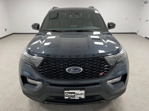 Used 2022 Ford Explorer ST w/ Equipment Group 401A AWD/4WD image 3
