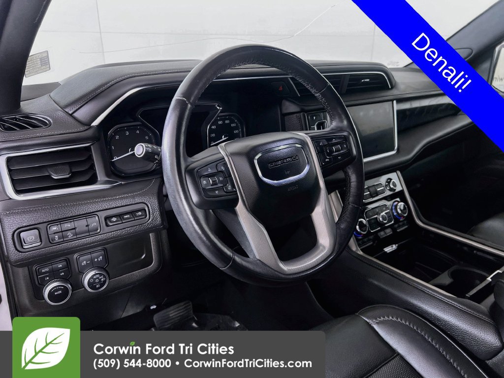 Used 2021 GMC Yukon XL Denali AWD/4WD image 2