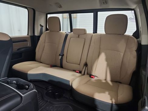 Used 2021 RAM 2500 Big Horn w/ Level 2 Equipment Group image 24